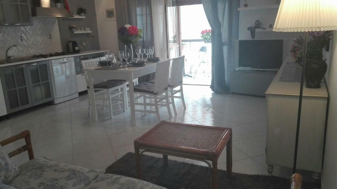 شقة Raffy'S House Pompei سكافاتي المظهر الخارجي الصورة